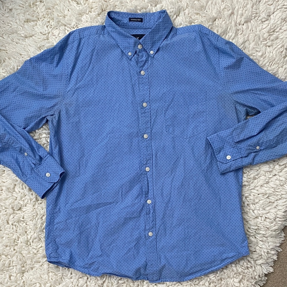 American Eagle Mens Size Large Button down dress shirt w/Pocket blue polka dot ¥
